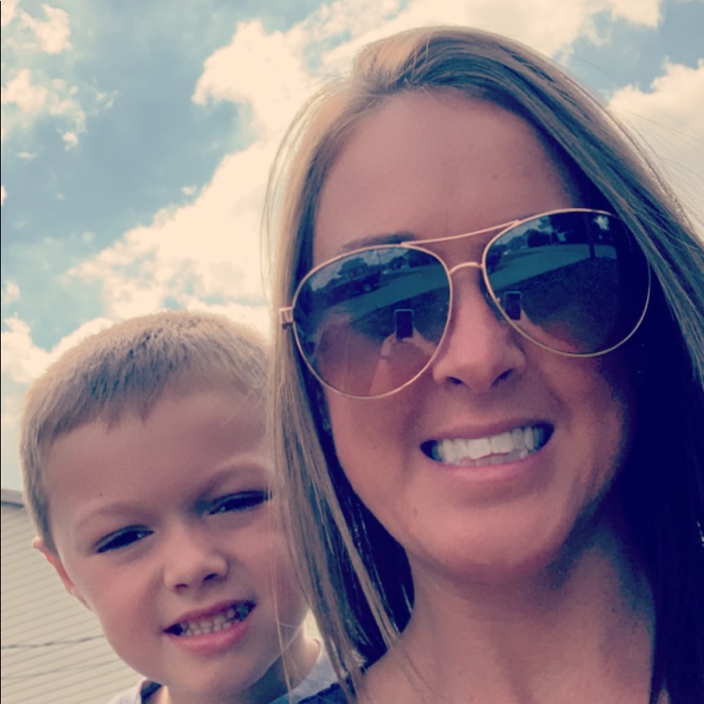 Meet your Posher, Kelsey